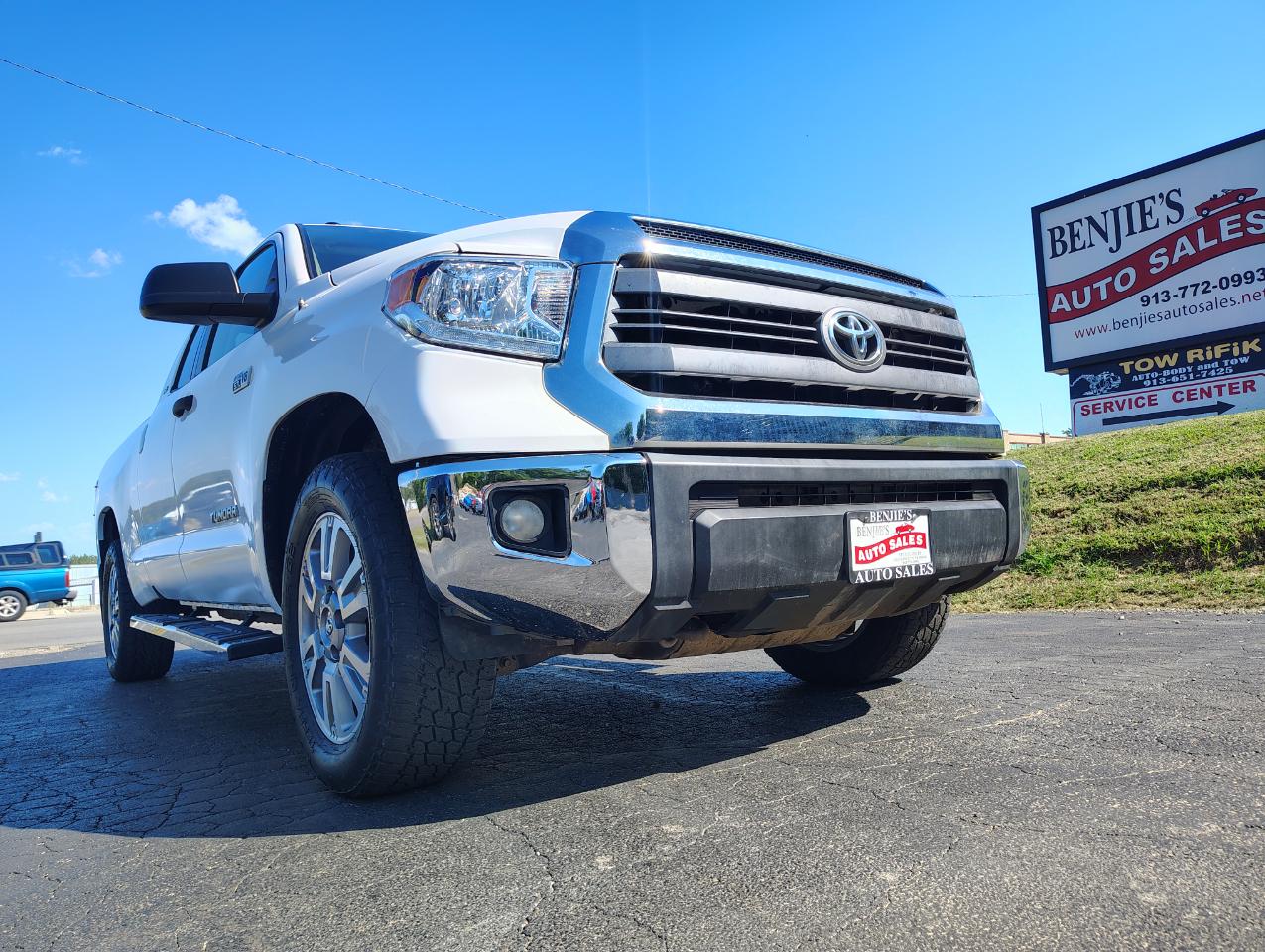 Toyota Tundra SR5 5.7L V8 FFV Double Cab 4WD 2014