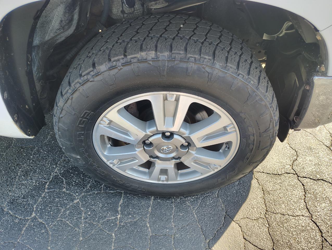 Toyota Tundra SR5 5.7L V8 FFV Double Cab 4WD 2014