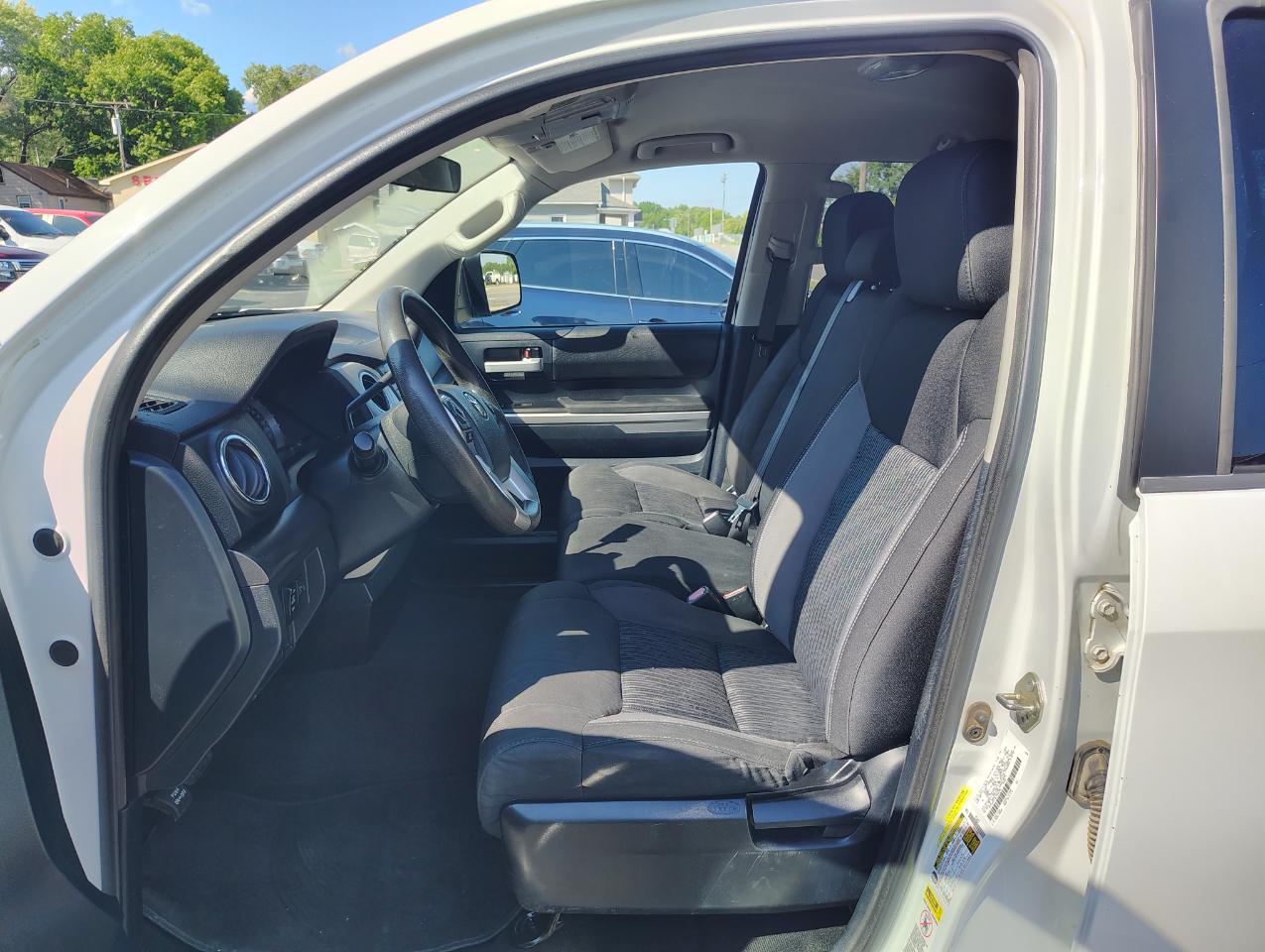 Toyota Tundra SR5 5.7L V8 FFV Double Cab 4WD 2014