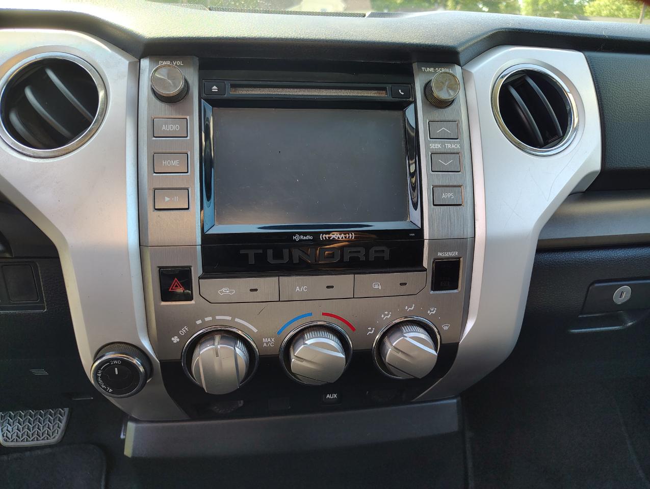 Toyota Tundra SR5 5.7L V8 FFV Double Cab 4WD 2014