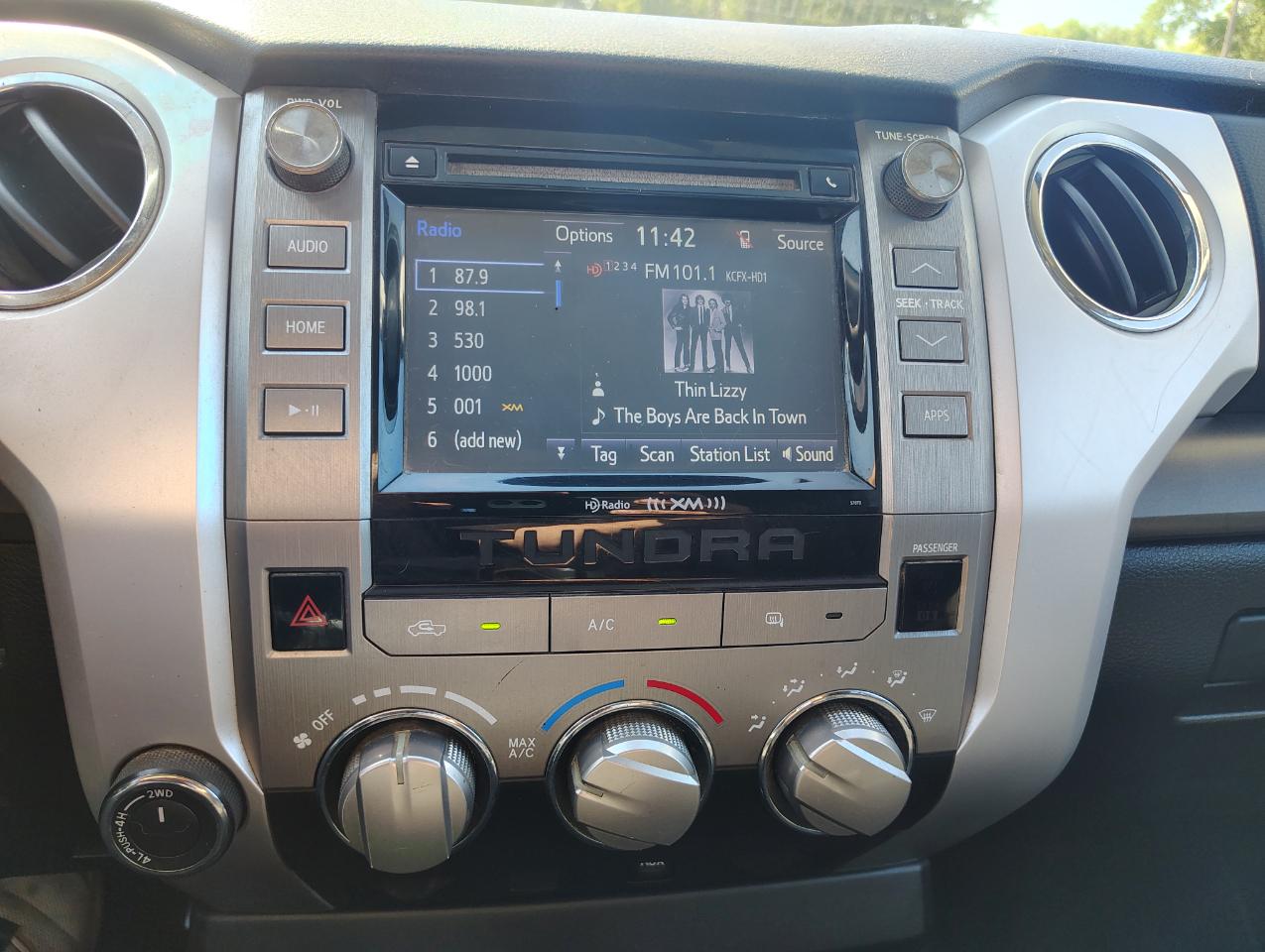 Toyota Tundra SR5 5.7L V8 FFV Double Cab 4WD 2014