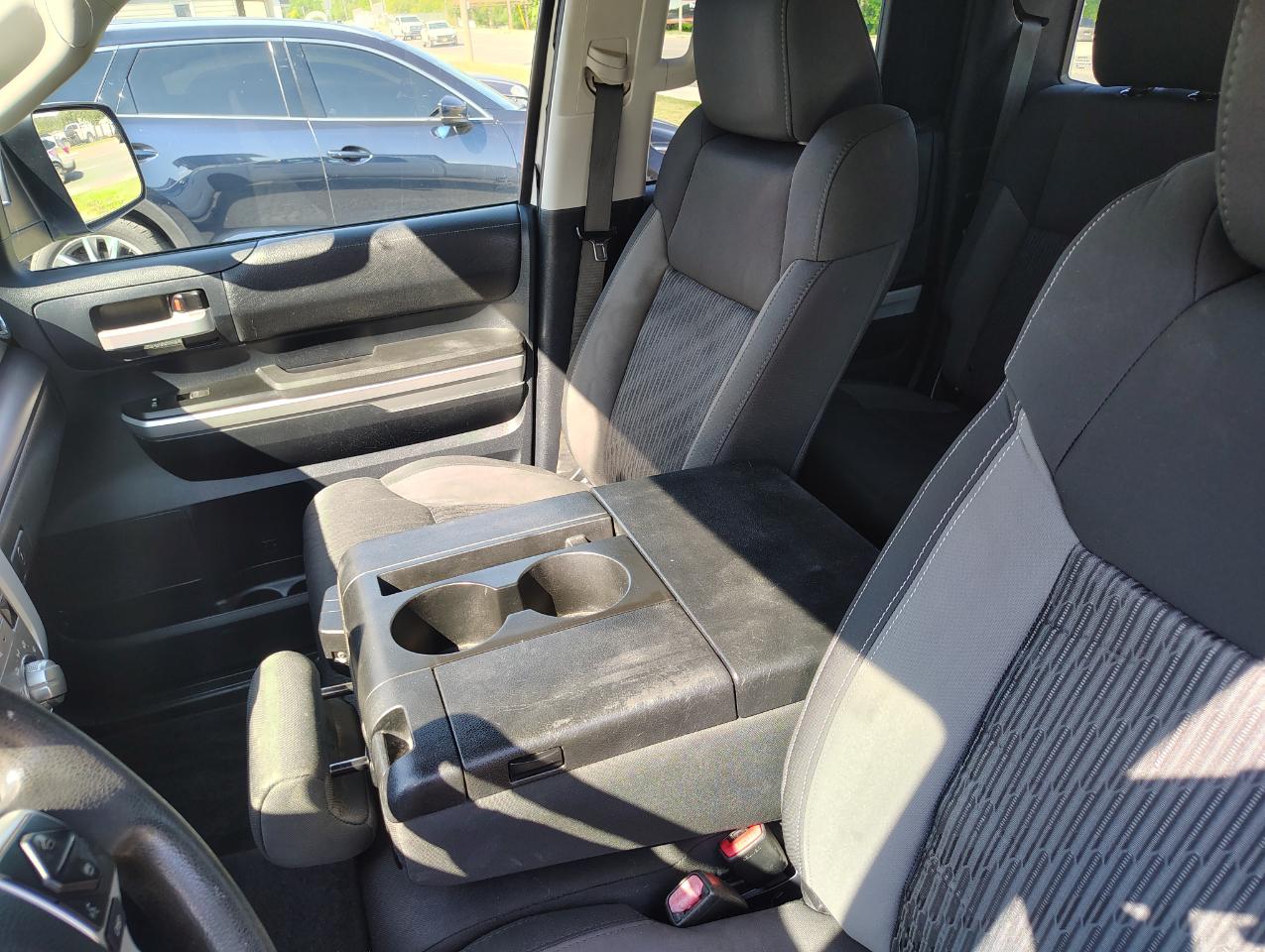 Toyota Tundra SR5 5.7L V8 FFV Double Cab 4WD 2014