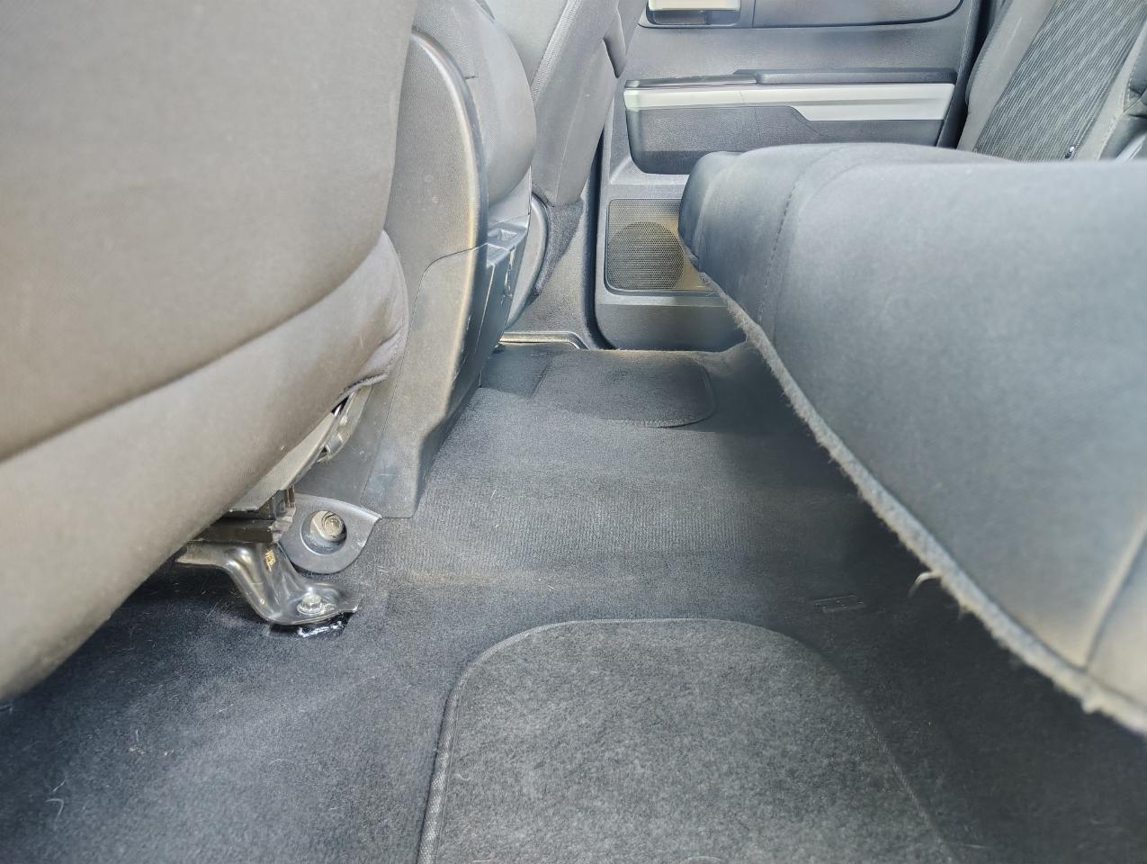Toyota Tundra SR5 5.7L V8 FFV Double Cab 4WD 2014