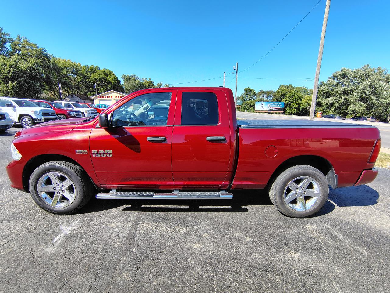 RAM 1500 Tradesman Quad Cab 4WD 2015