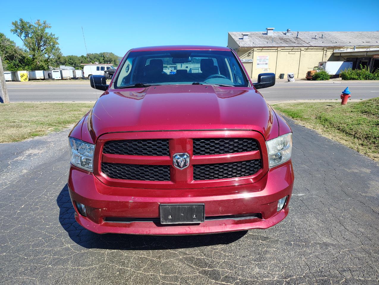 RAM 1500 Tradesman Quad Cab 4WD 2015