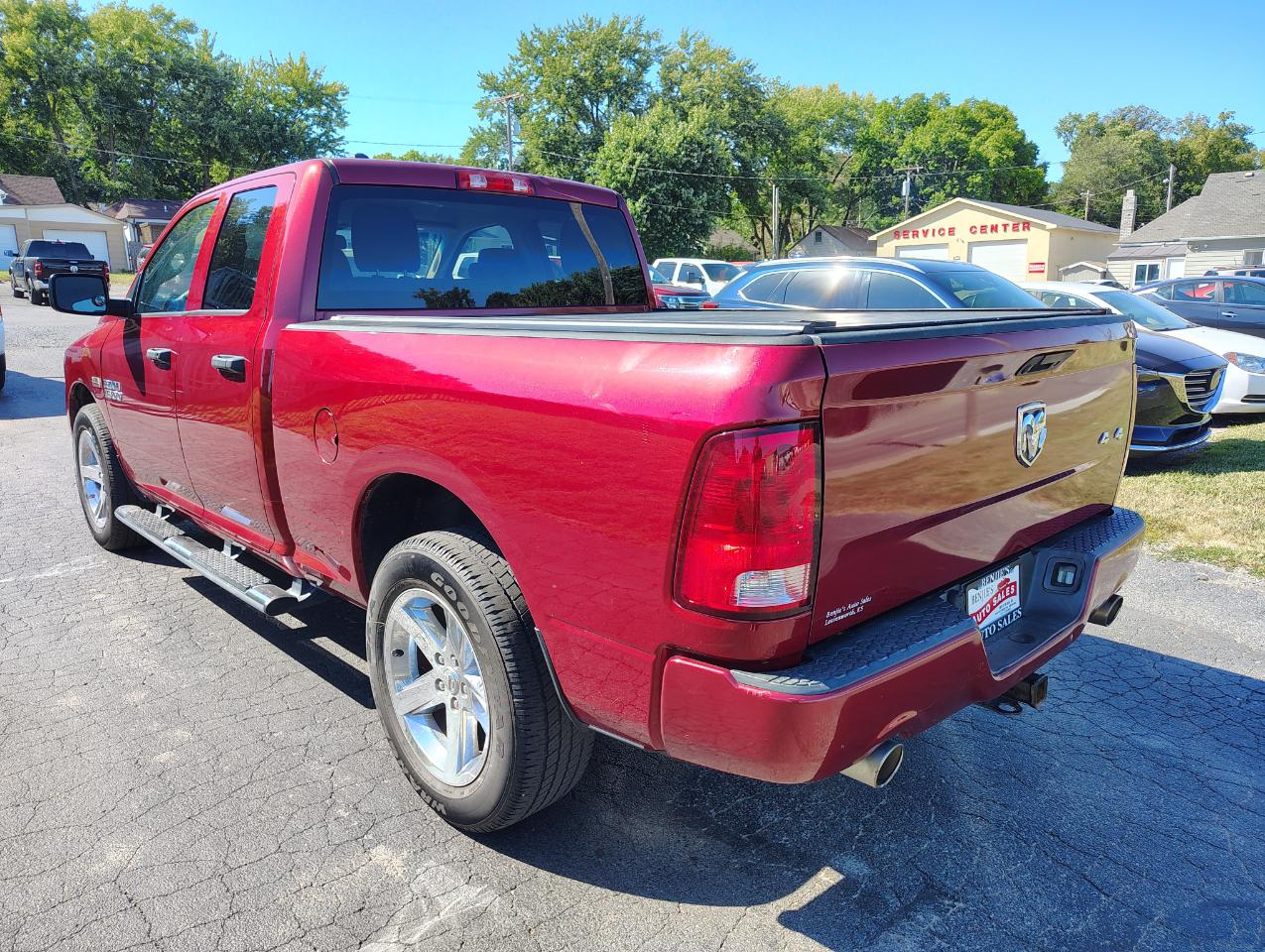 RAM 1500 Tradesman Quad Cab 4WD 2015