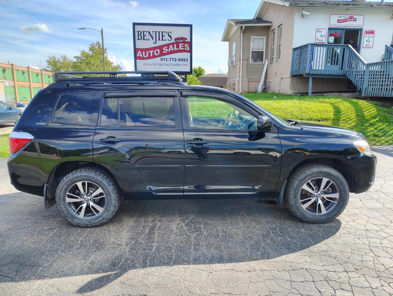 Toyota Highlander Base 4WD 2009