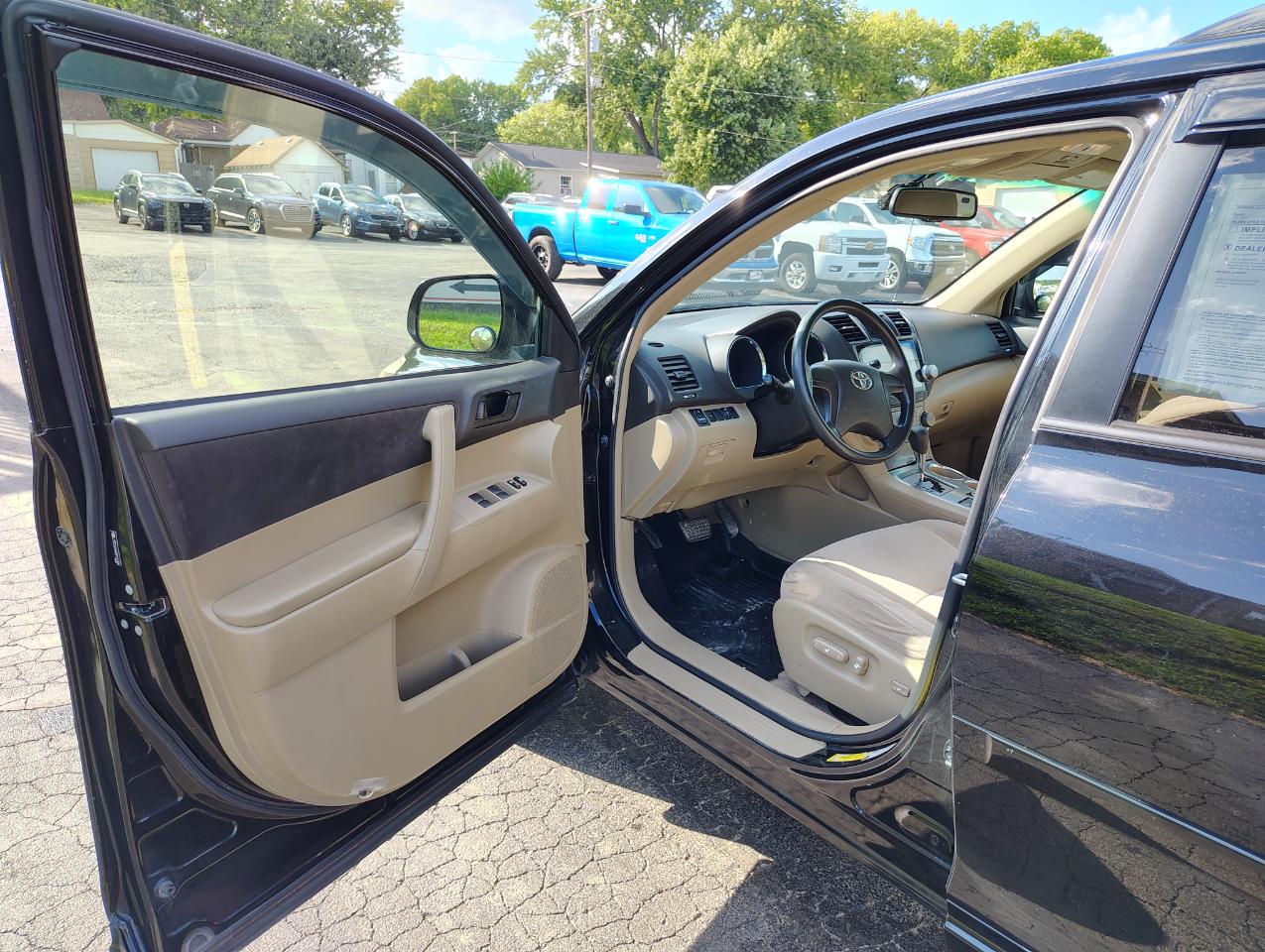 Toyota Highlander Base 4WD 2009