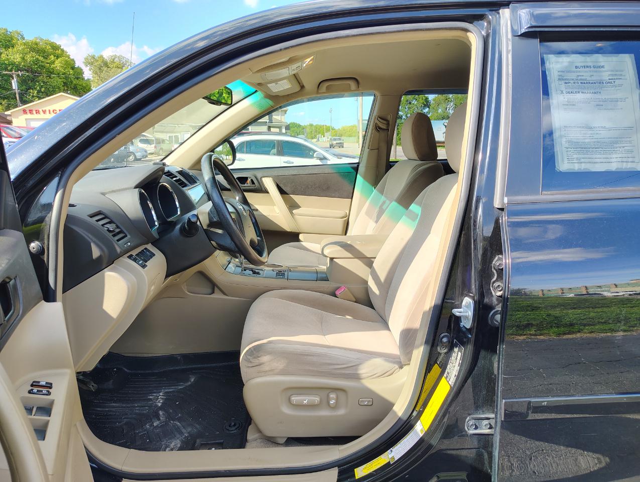 Toyota Highlander Base 4WD 2009