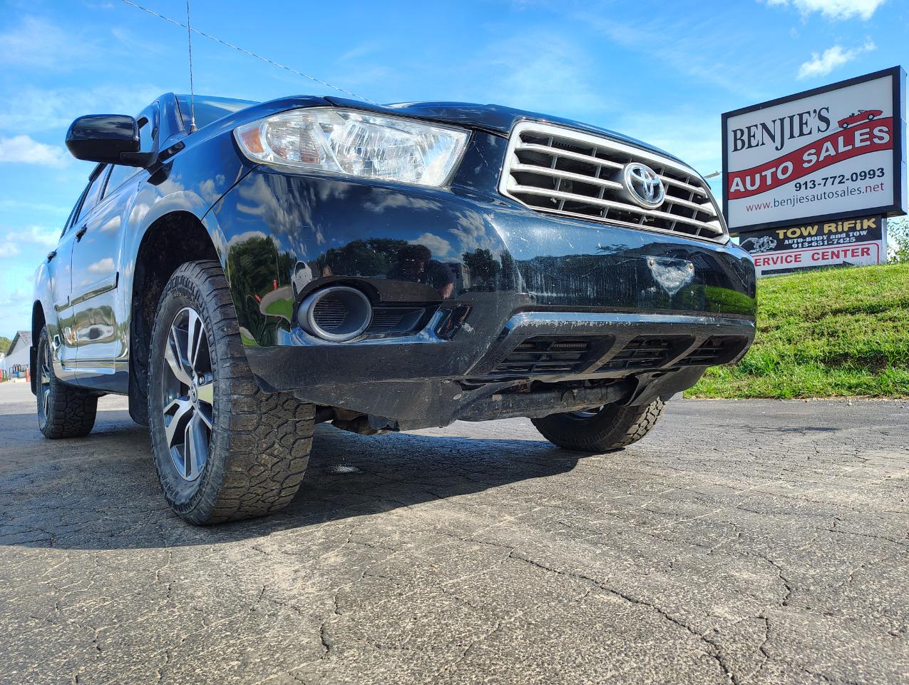 Toyota Highlander Base 4WD 2009