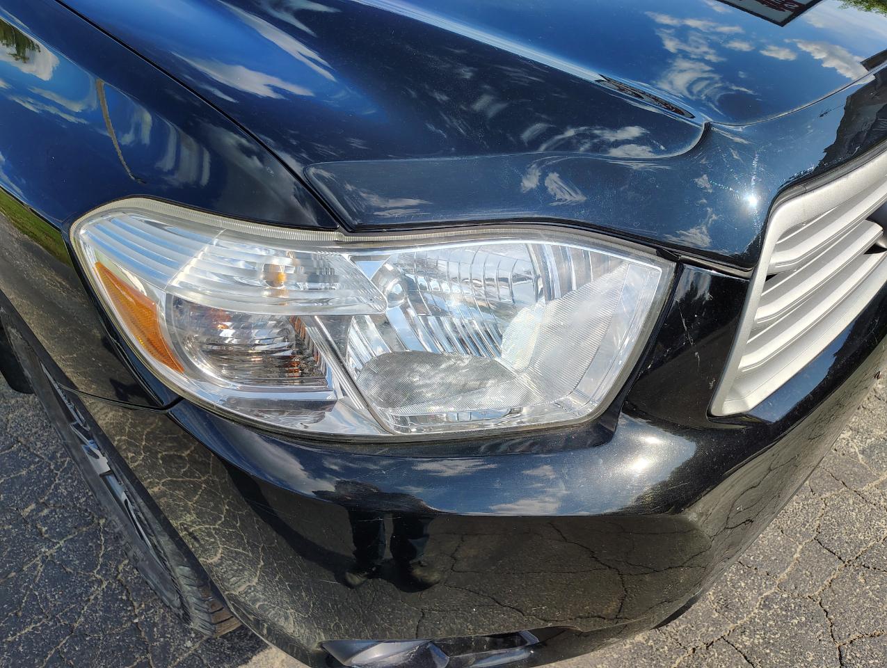 Toyota Highlander Base 4WD 2009