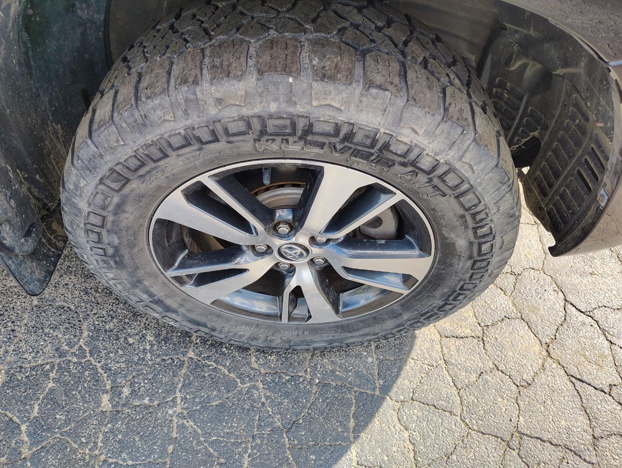 Toyota Highlander Base 4WD 2009