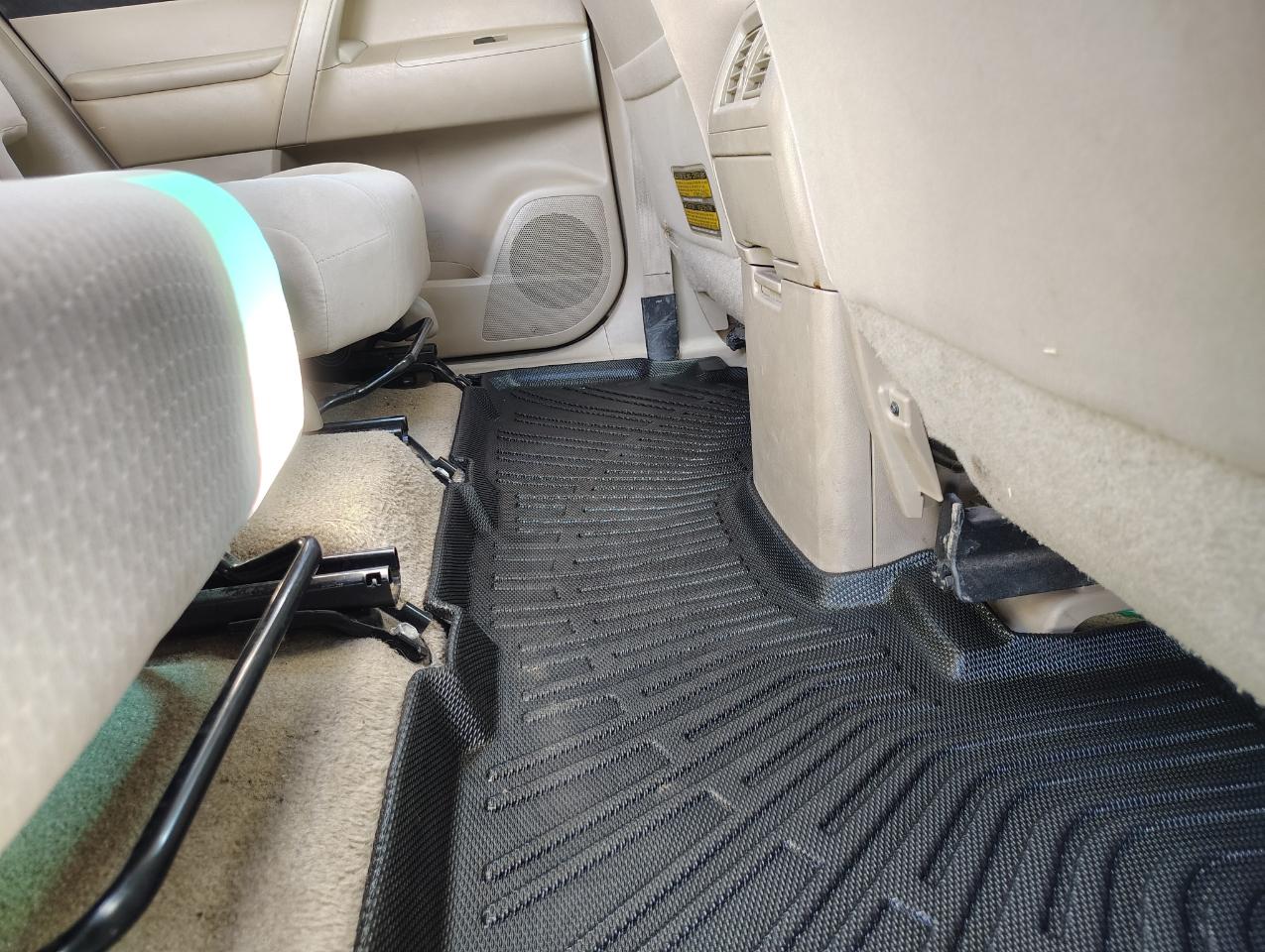 Toyota Highlander Base 4WD 2009
