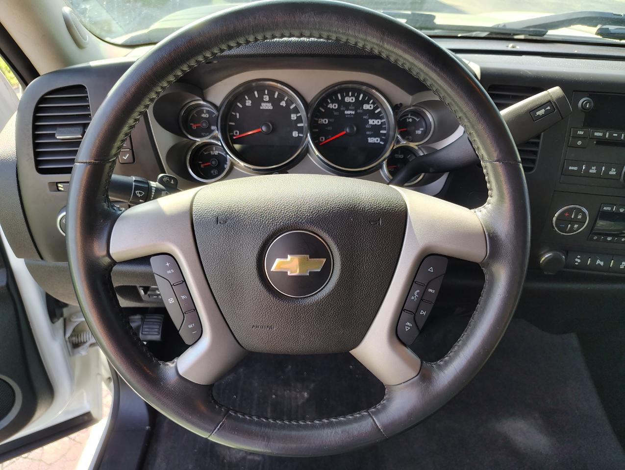 Chevrolet Silverado 2500HD LT Crew Cab 4WD 2014