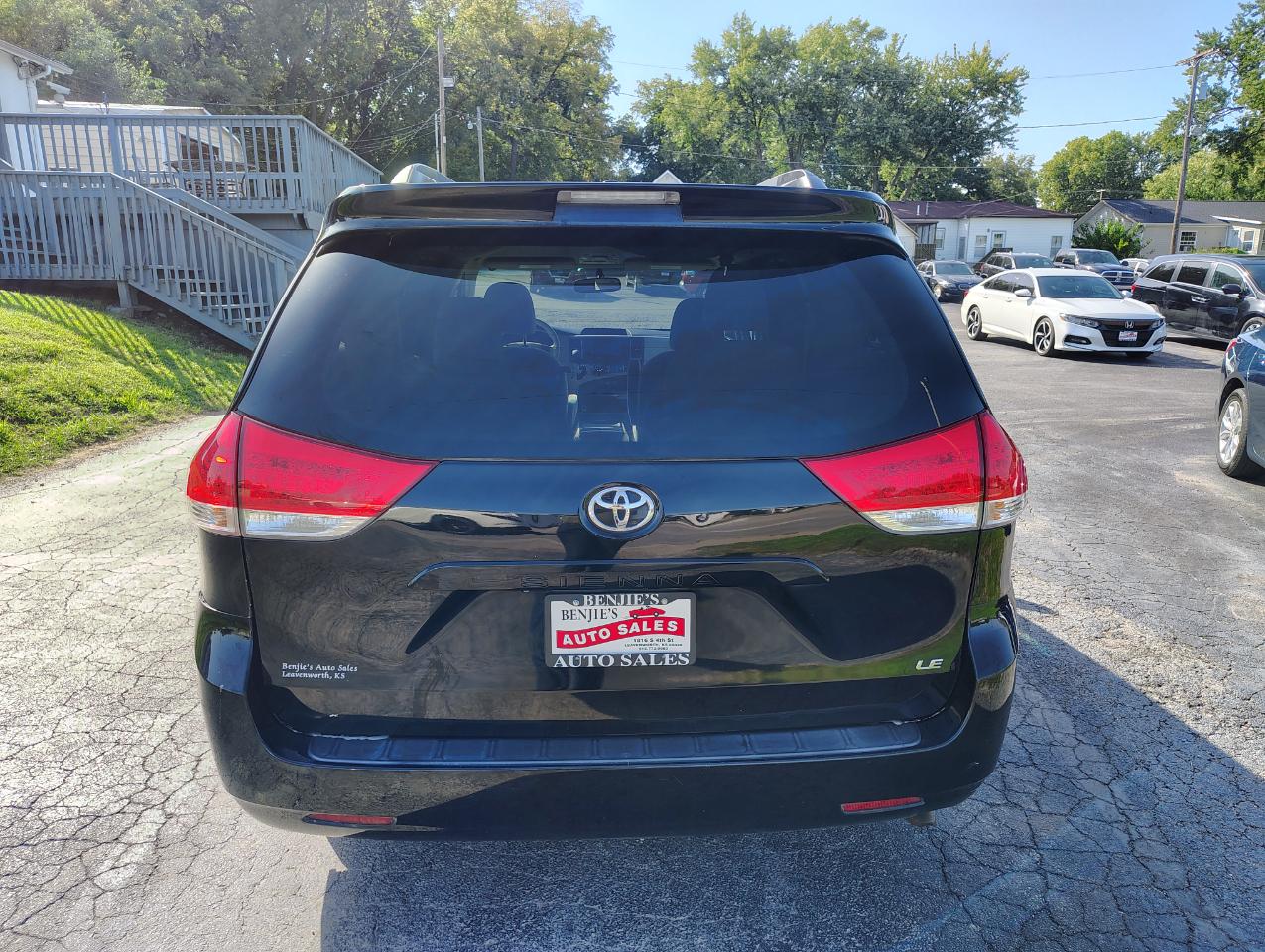 Toyota Sienna LE FWD 8-Passenger V6 2014