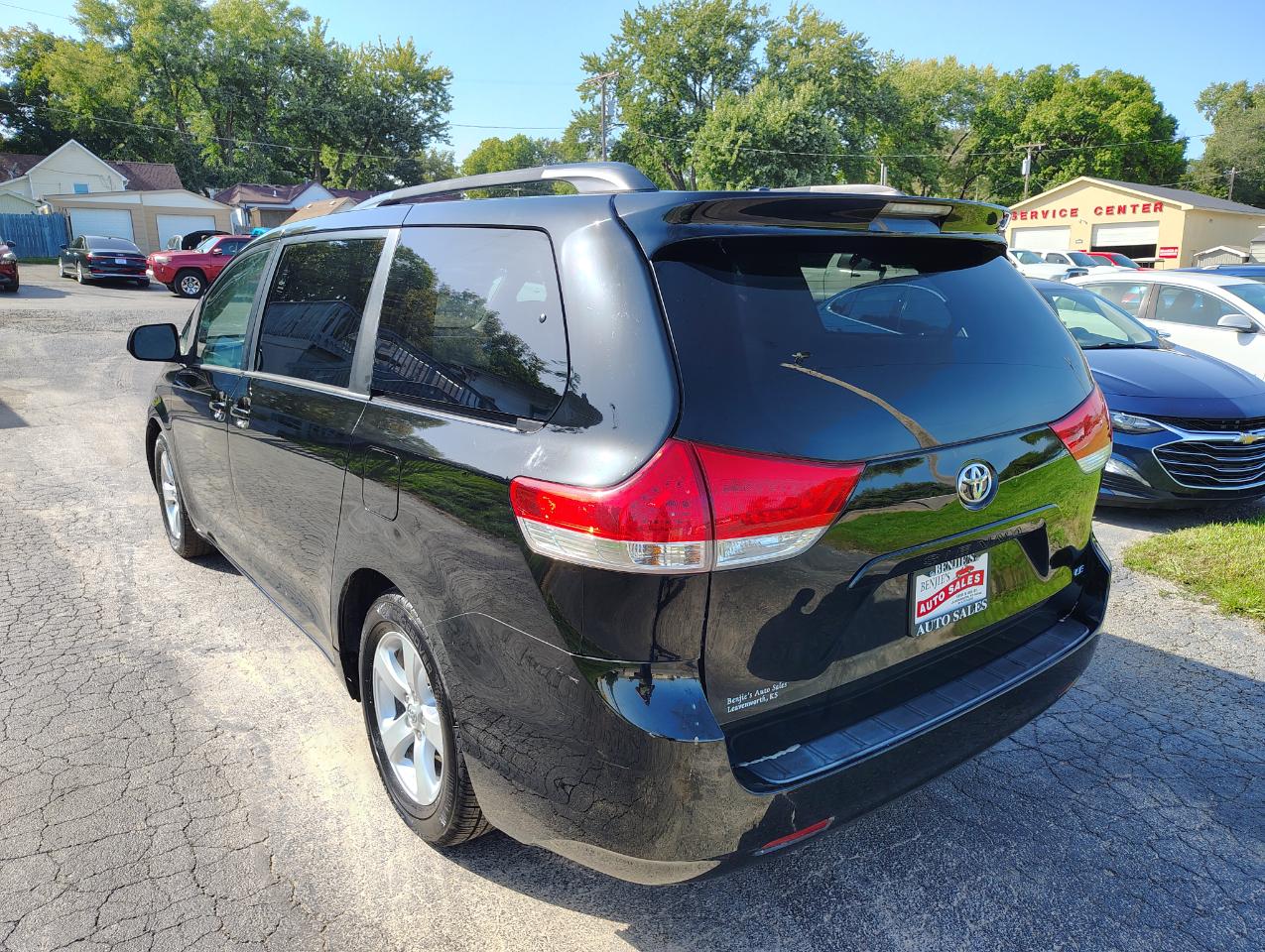 Toyota Sienna LE FWD 8-Passenger V6 2014