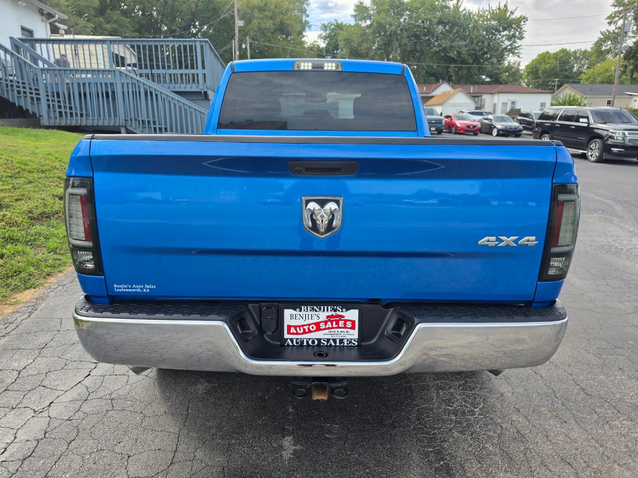 RAM 1500 Classic Tradesman Quad Cab 4WD 2020