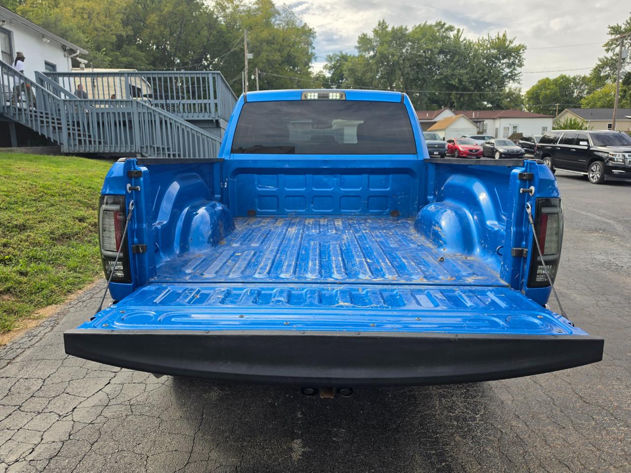 RAM 1500 Classic Tradesman Quad Cab 4WD 2020