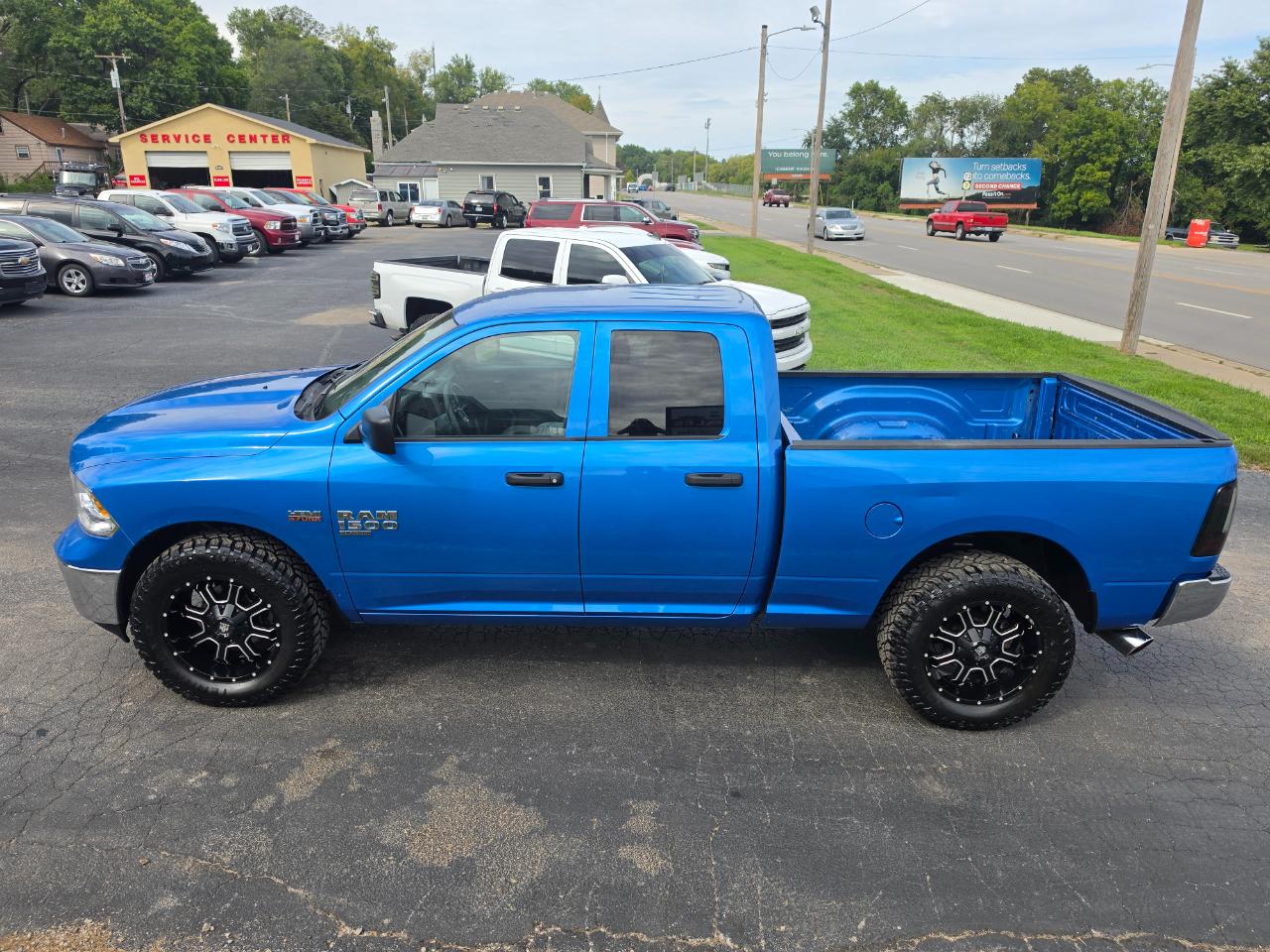RAM 1500 Classic Tradesman Quad Cab 4WD 2020