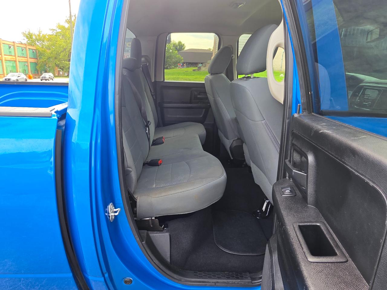 RAM 1500 Classic Tradesman Quad Cab 4WD 2020