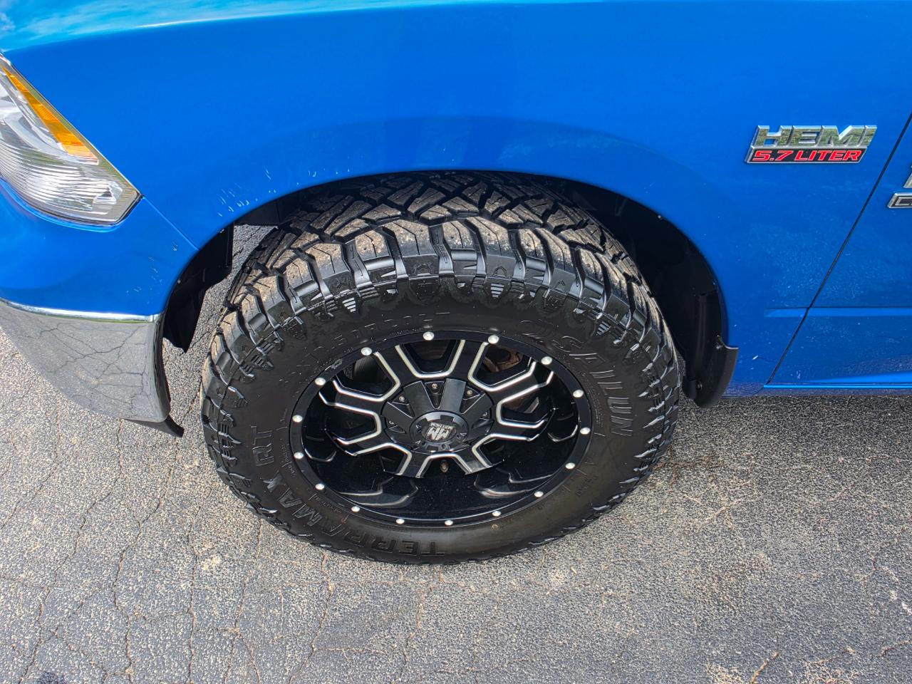 RAM 1500 Classic Tradesman Quad Cab 4WD 2020