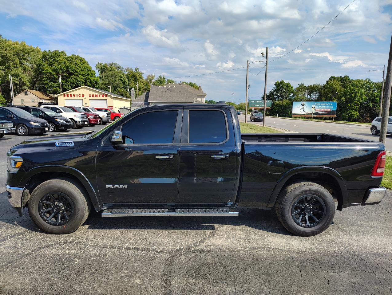 RAM 1500 Laramie Quad Cab 4WD 2019