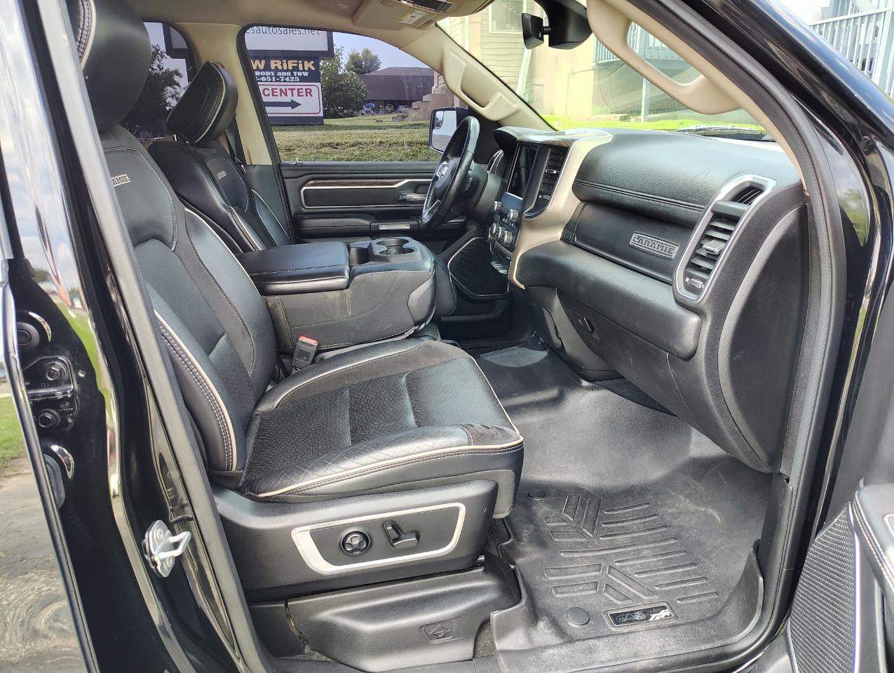 RAM 1500 Laramie Quad Cab 4WD 2019