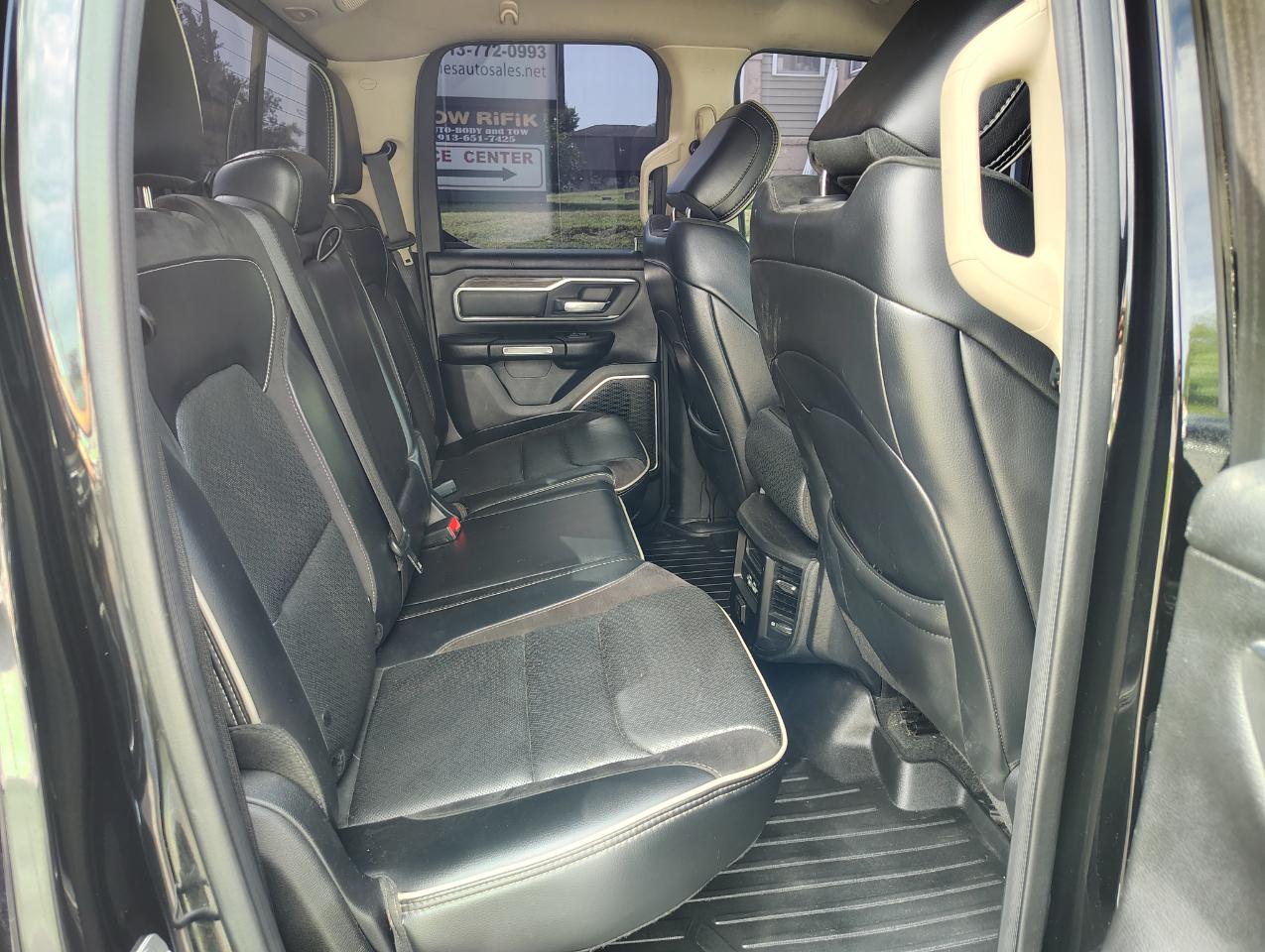 RAM 1500 Laramie Quad Cab 4WD 2019