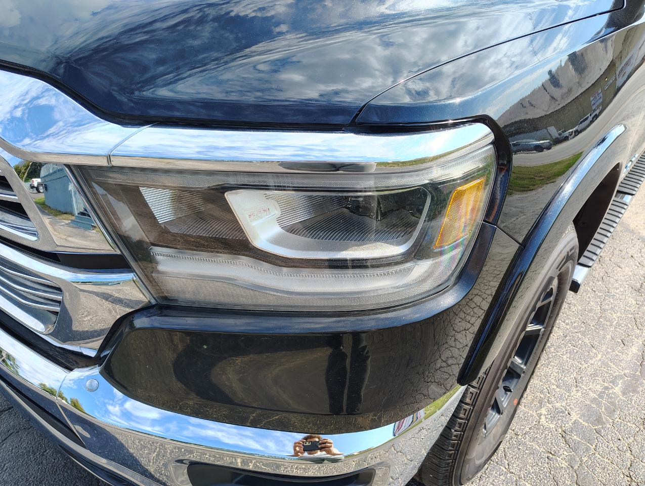 RAM 1500 Laramie Quad Cab 4WD 2019