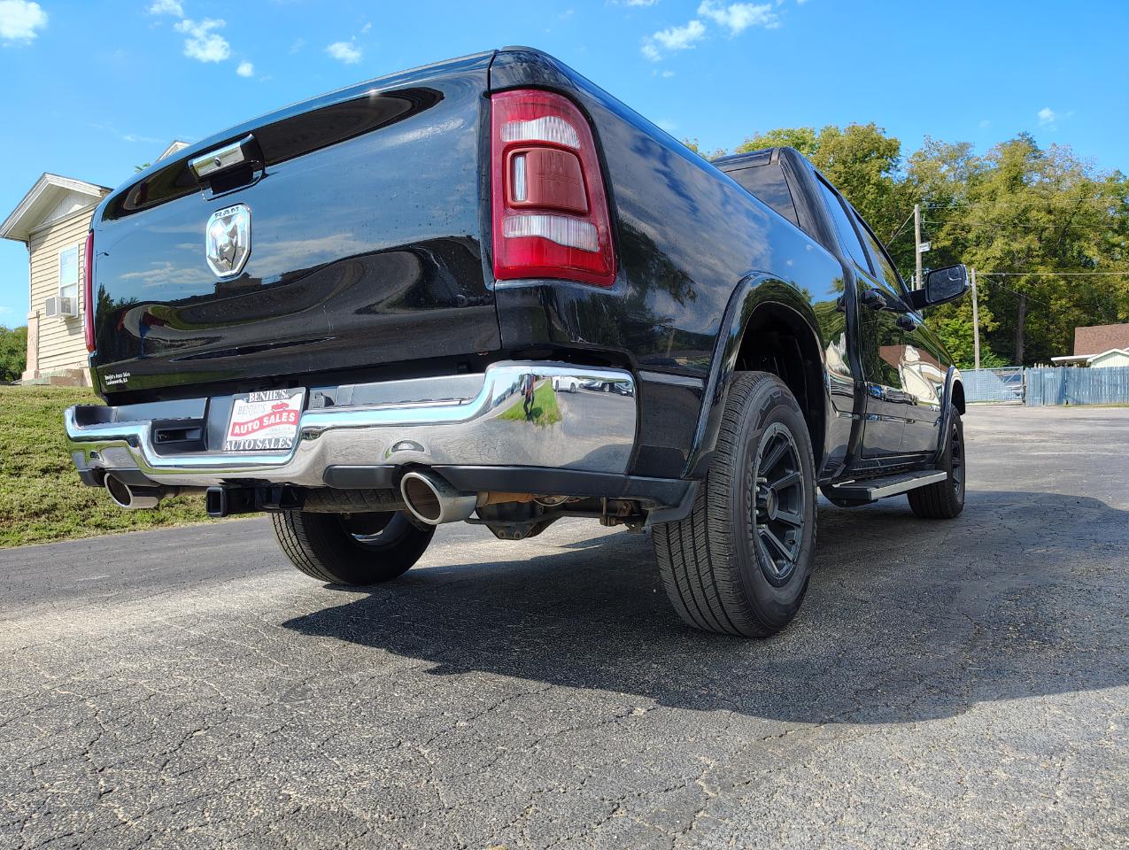 RAM 1500 Laramie Quad Cab 4WD 2019