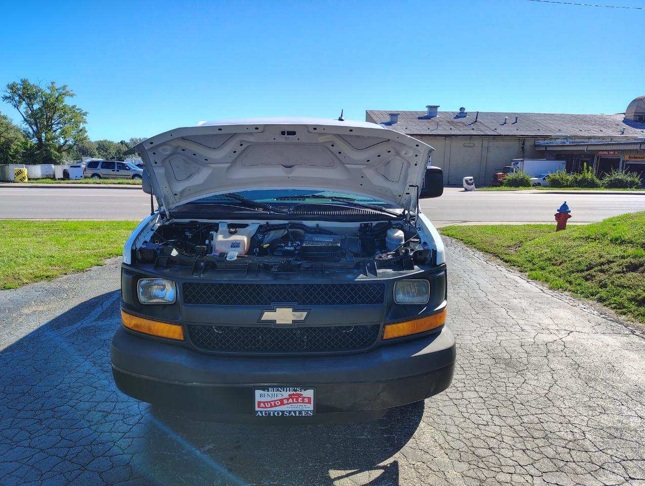 Chevrolet Express LS 2500 2013