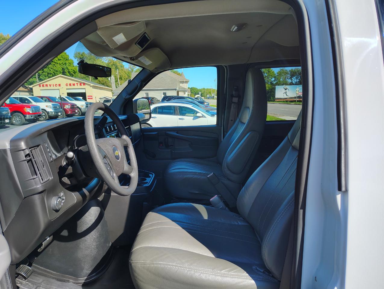 Chevrolet Express LS 2500 2013
