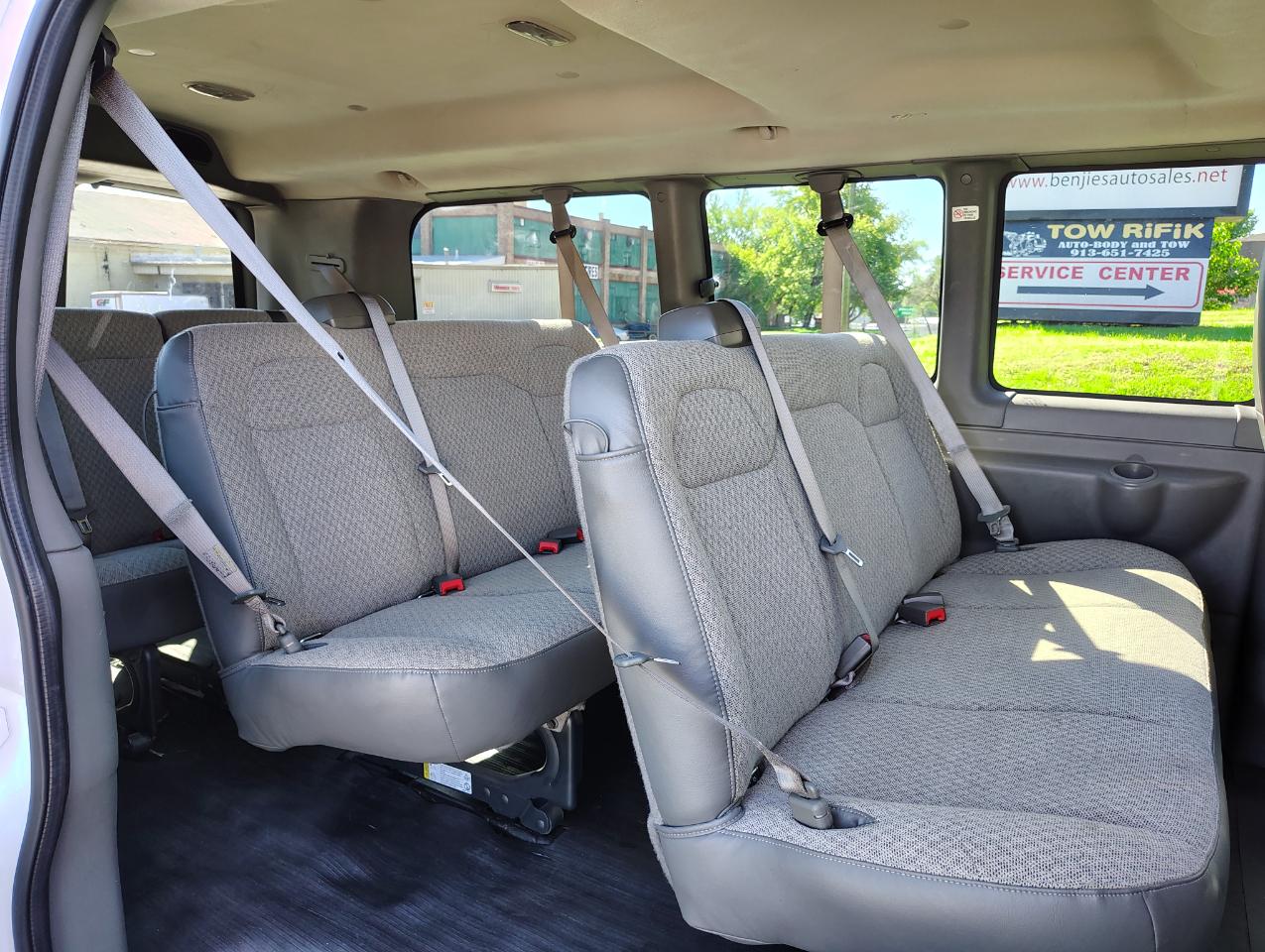 Chevrolet Express LS 2500 2013