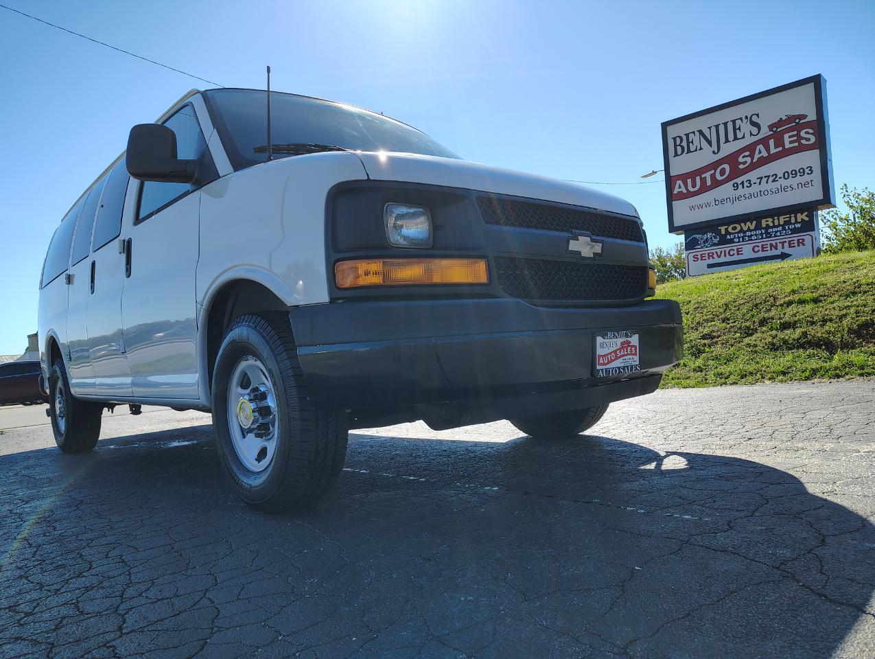 Chevrolet Express LS 2500 2013