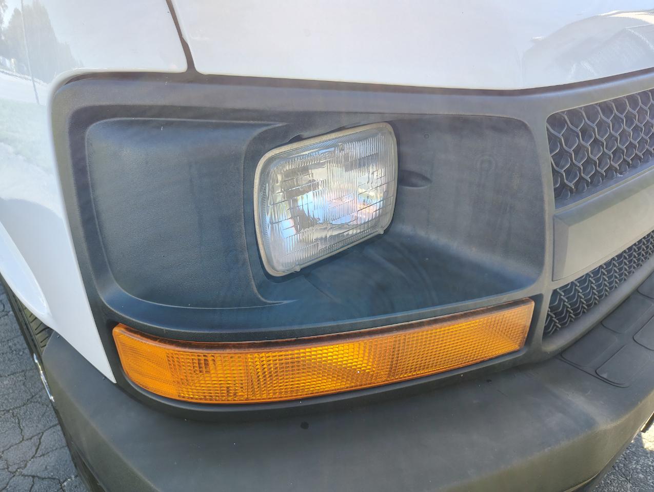 Chevrolet Express LS 2500 2013