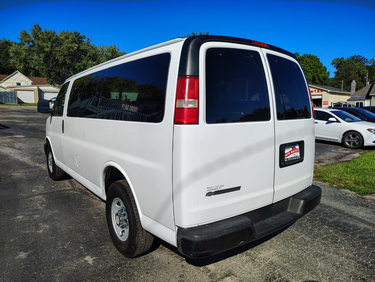 Chevrolet Express LS 2500 2013