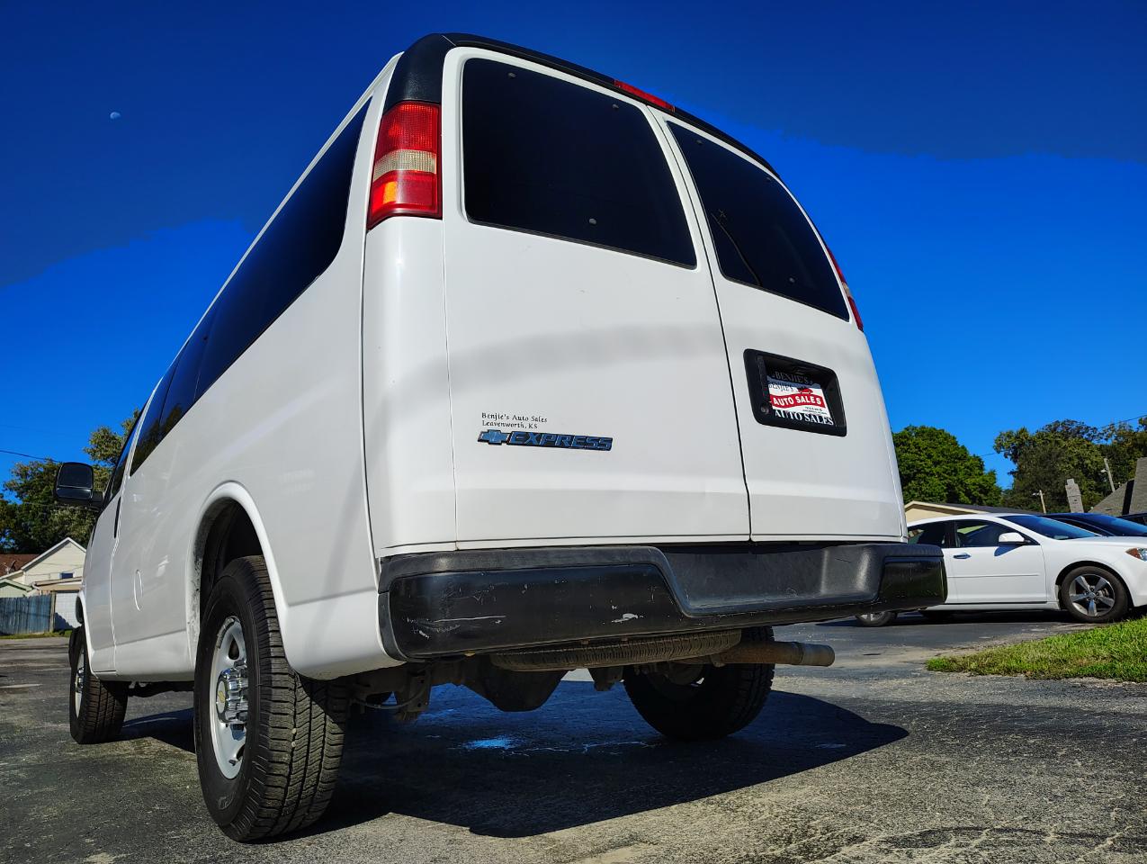 Chevrolet Express LS 2500 2013