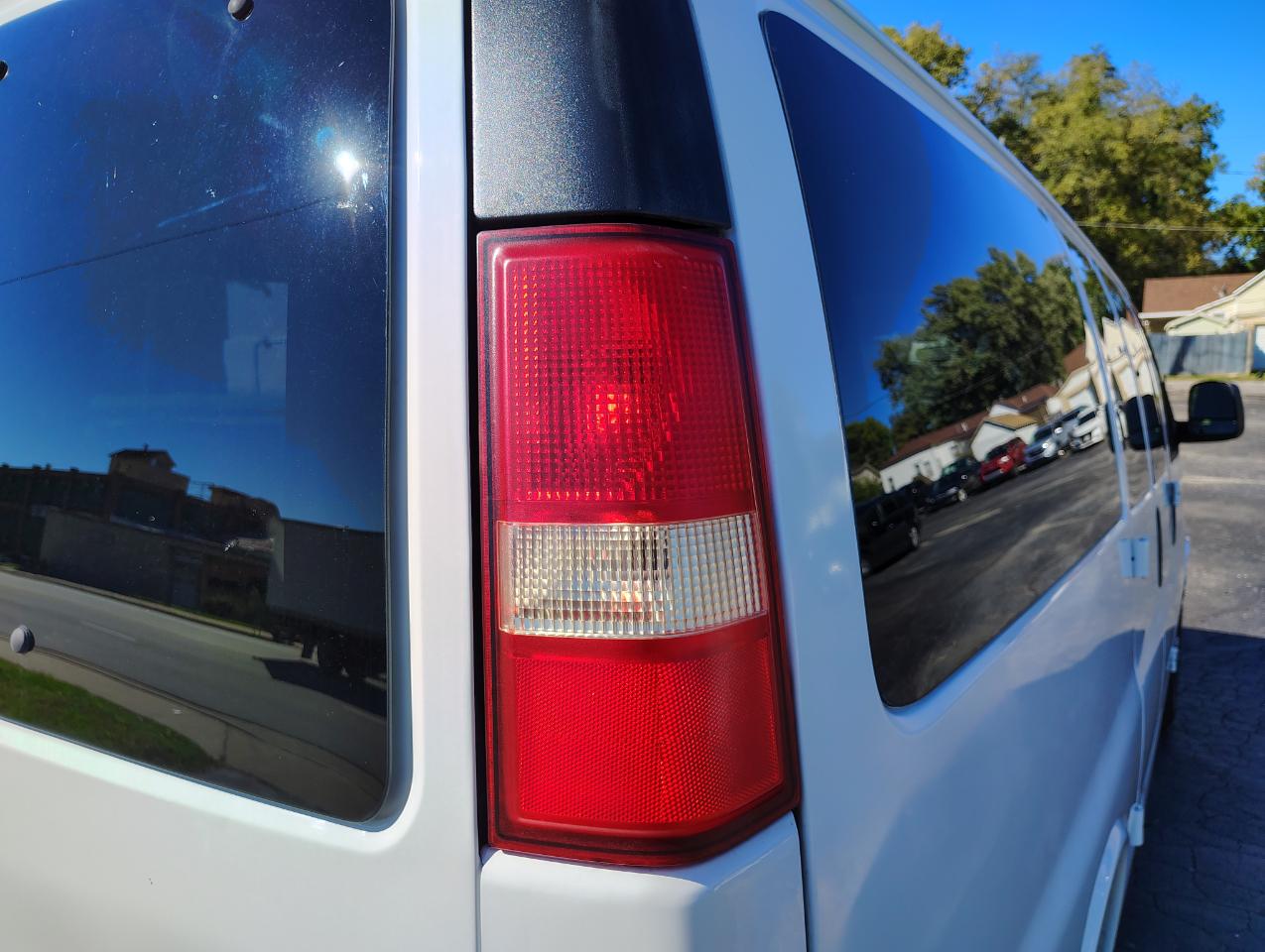 Chevrolet Express LS 2500 2013