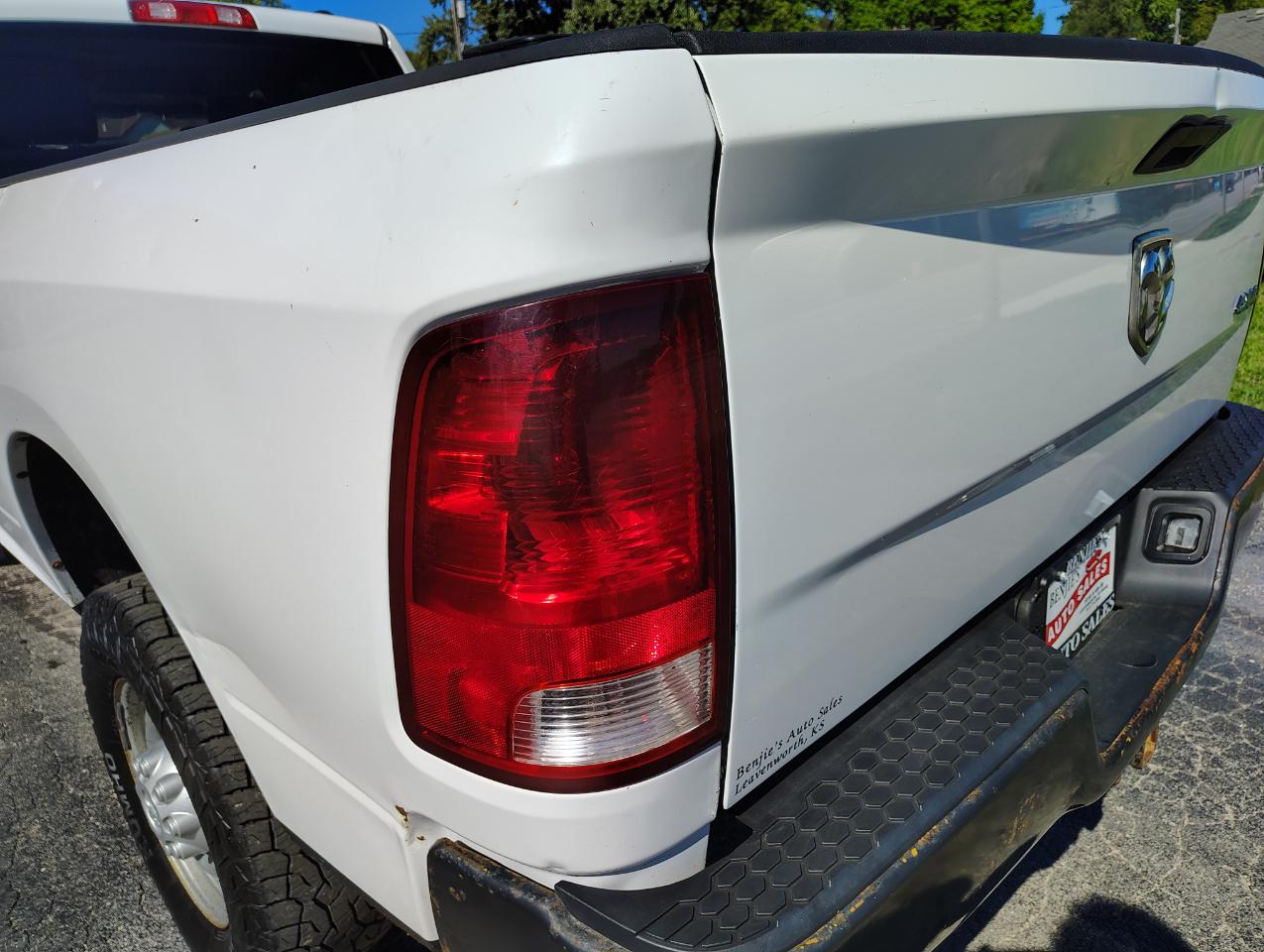 RAM 2500 Laramie Crew Cab LWB 4WD 2011