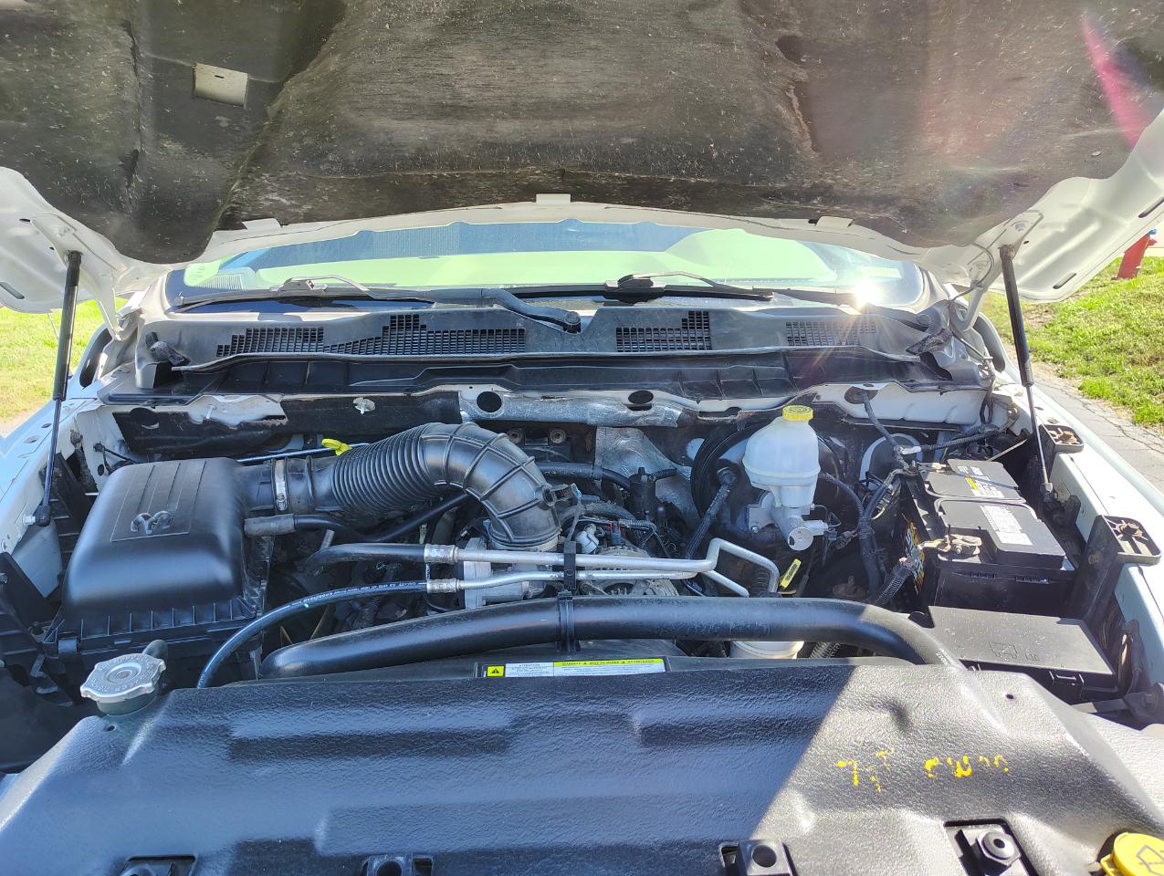 RAM 2500 Laramie Crew Cab LWB 4WD 2011