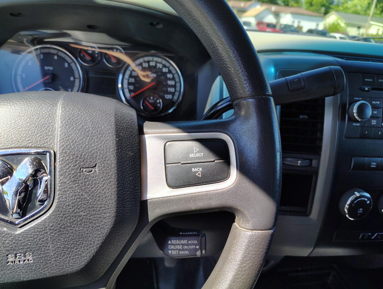 RAM 2500 Laramie Crew Cab LWB 4WD 2011