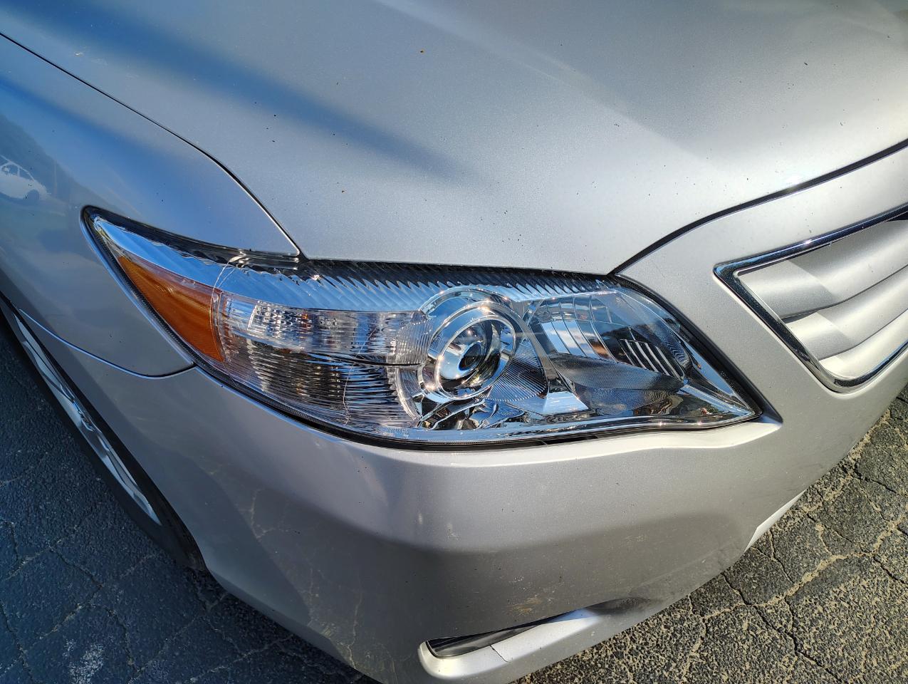 Toyota Camry Base 6-Spd AT 2011