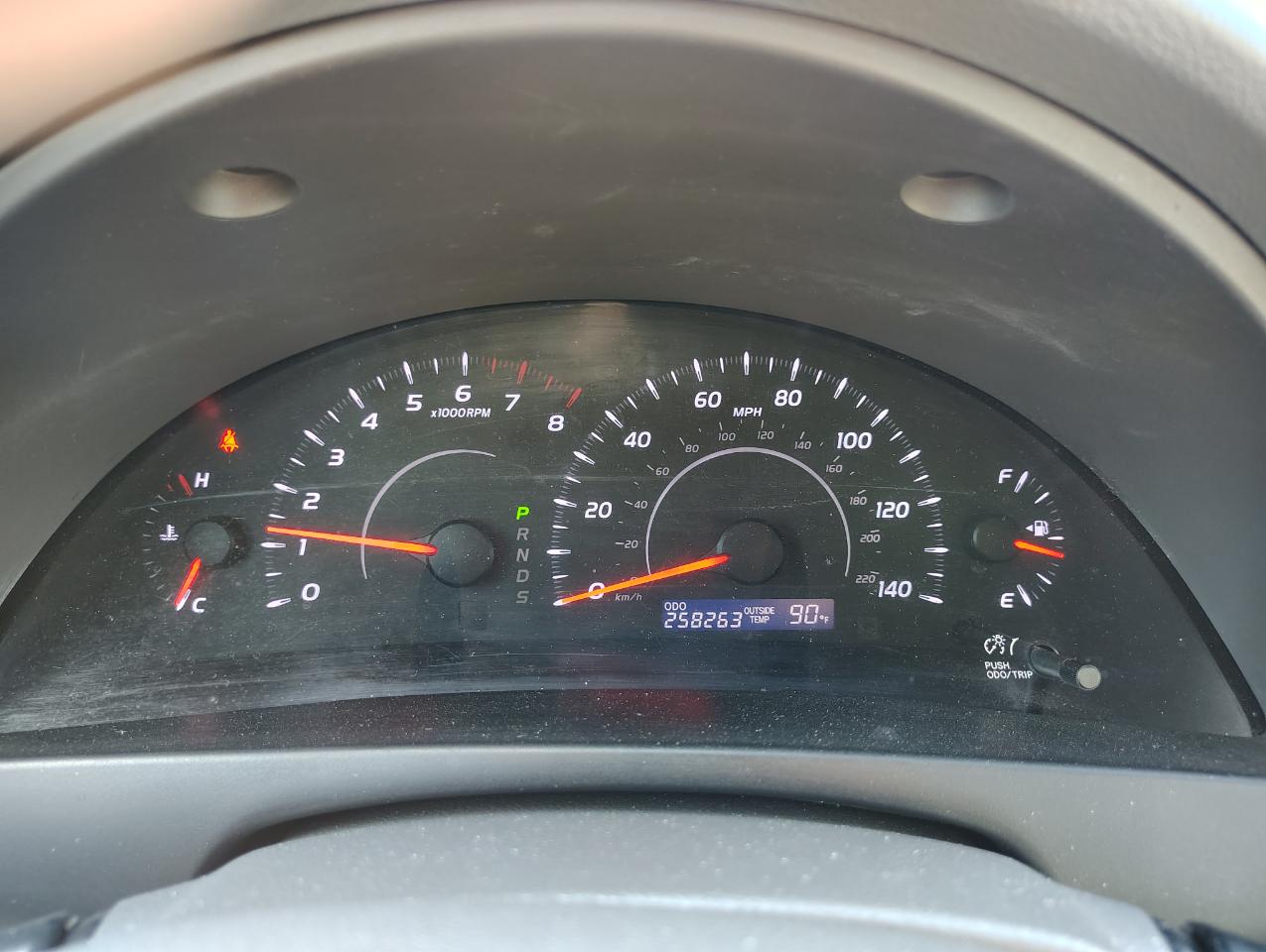 Toyota Camry Base 6-Spd AT 2011