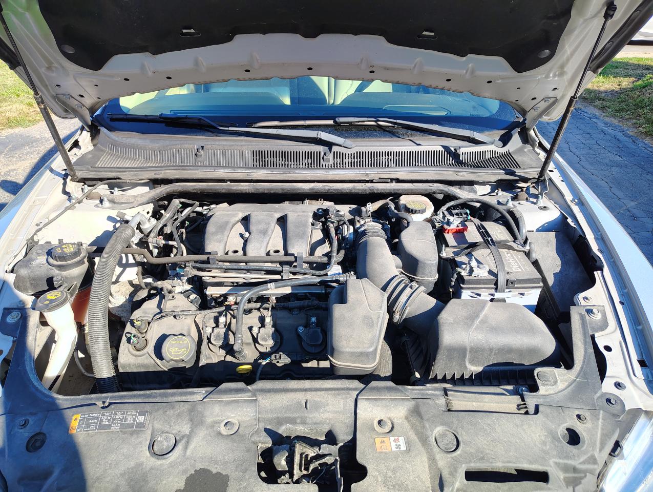 Ford Taurus SE FWD 2018