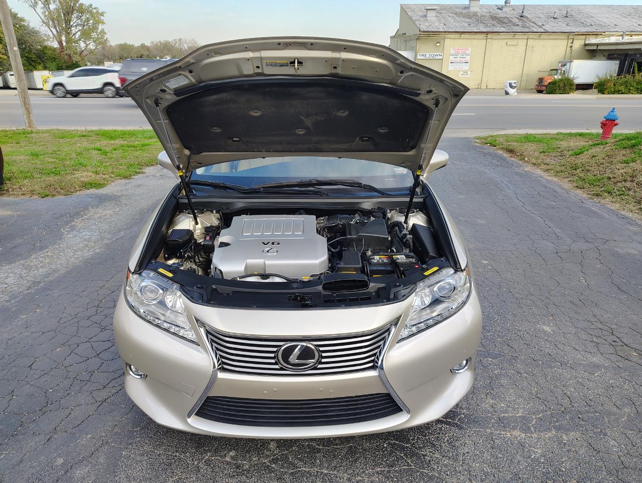 Lexus ES 350 Sedan 2014