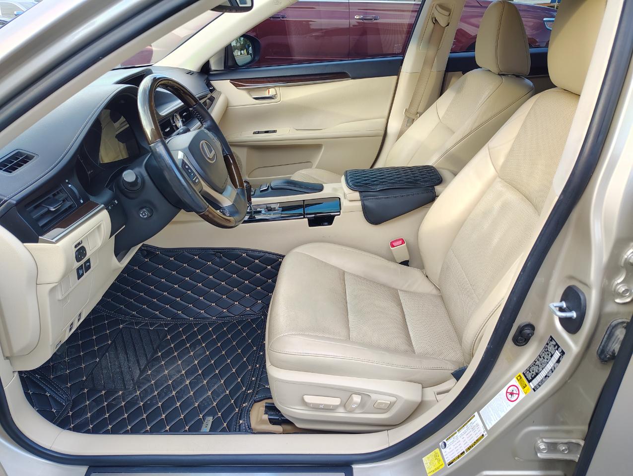 Lexus ES 350 Sedan 2014