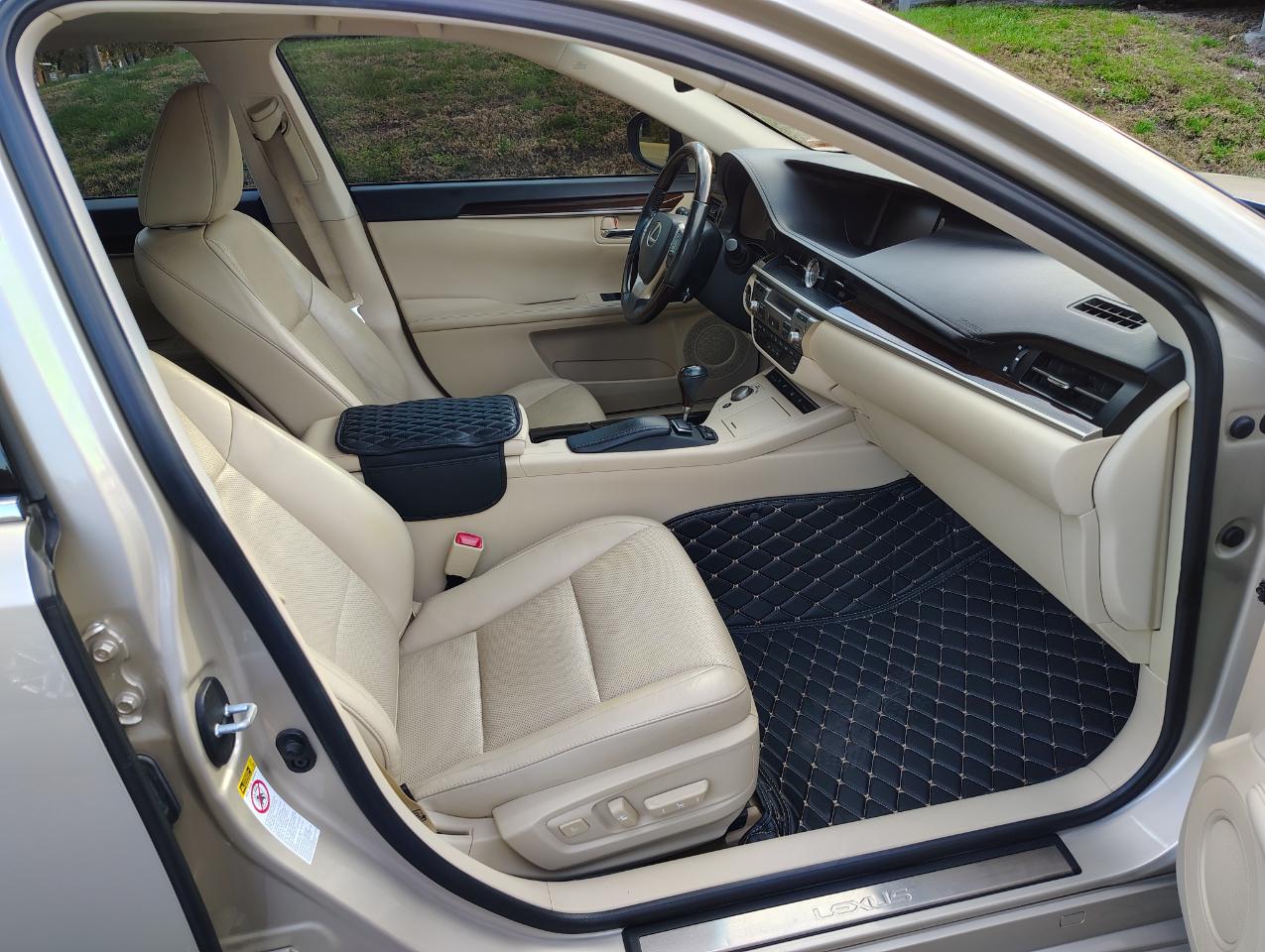 Lexus ES 350 Sedan 2014