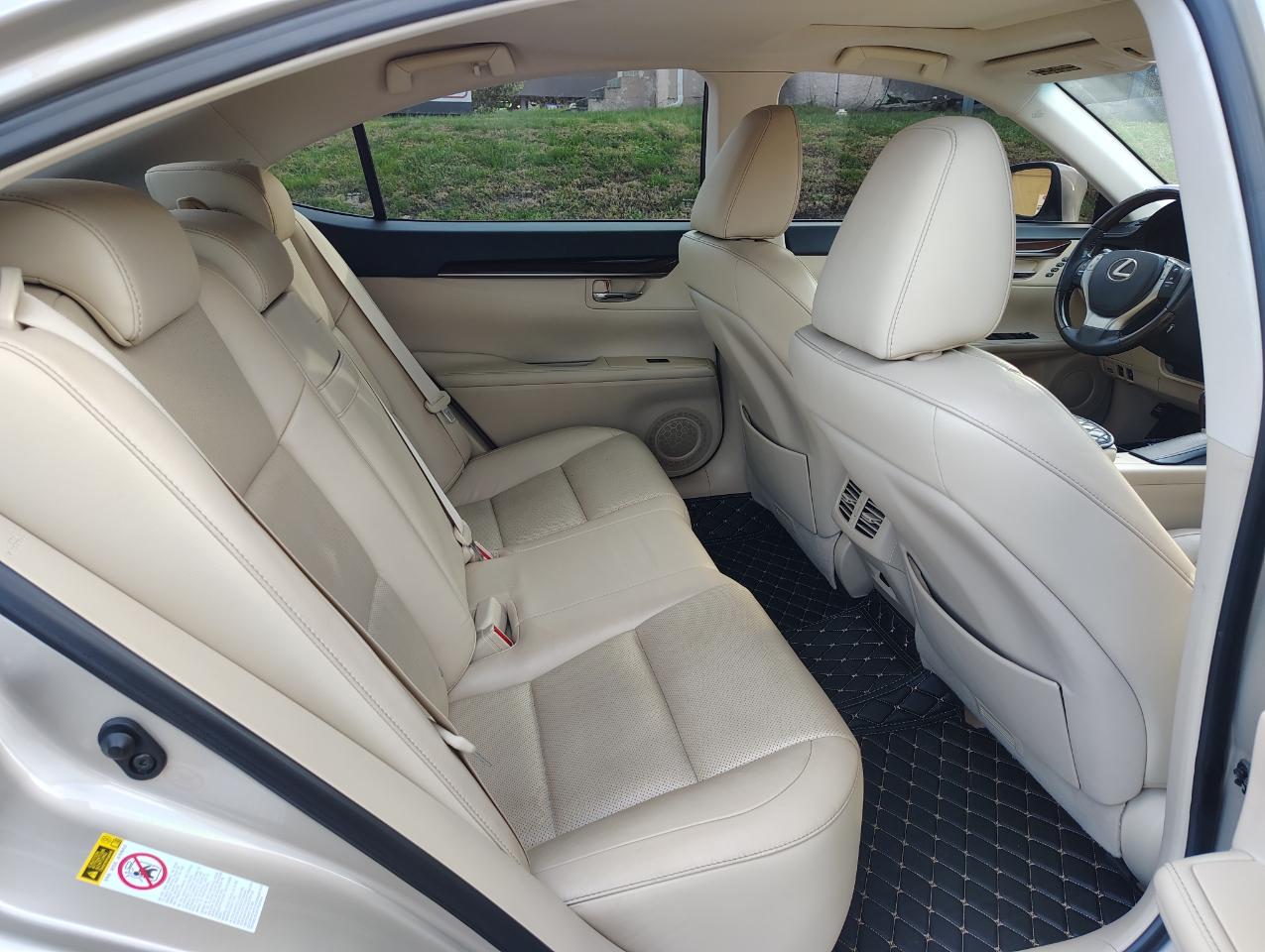 Lexus ES 350 Sedan 2014
