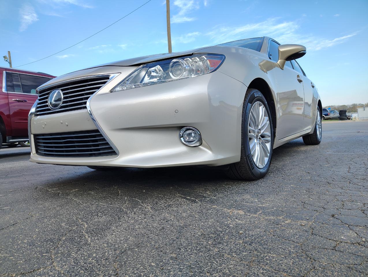 Lexus ES 350 Sedan 2014