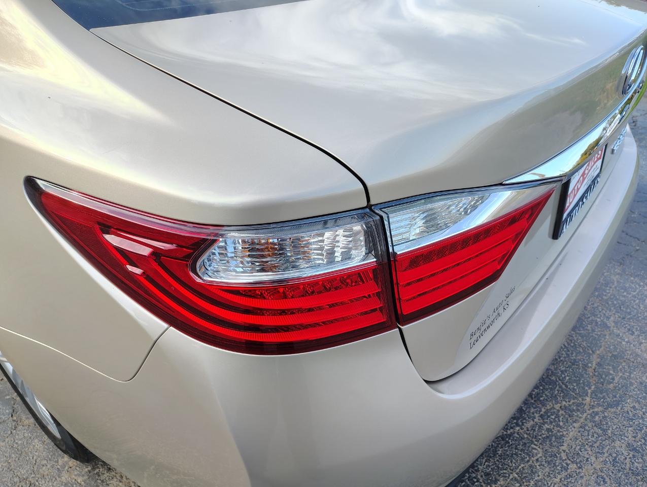 Lexus ES 350 Sedan 2014